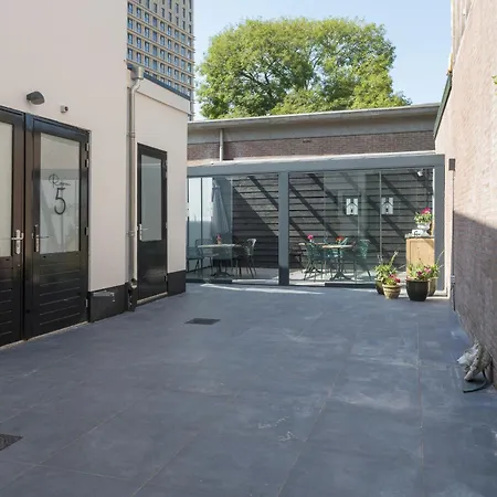 Hotspot Location, Wifi, Bed En Koffie Harmony *