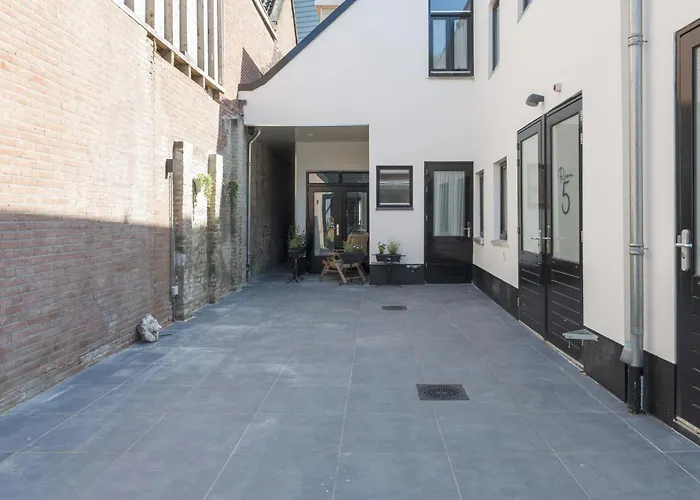 Hotspot Location, Wifi, Bed En Koffie Harmony