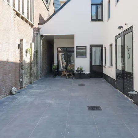 Hotspot Location, Wifi, Bed En Koffie Harmony