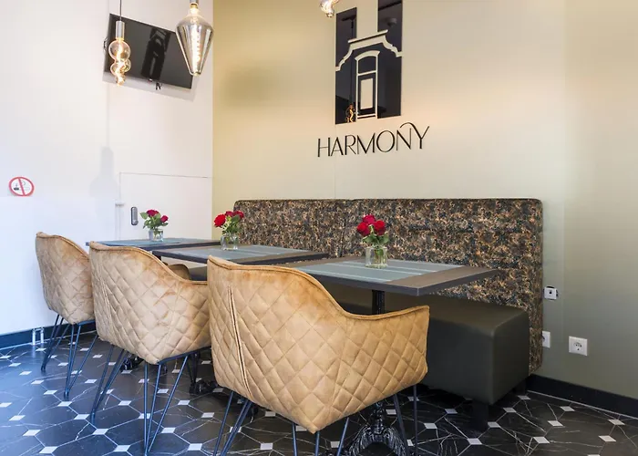 Hotspot Location, Wifi, Bed En Koffie Harmony * Tilburg